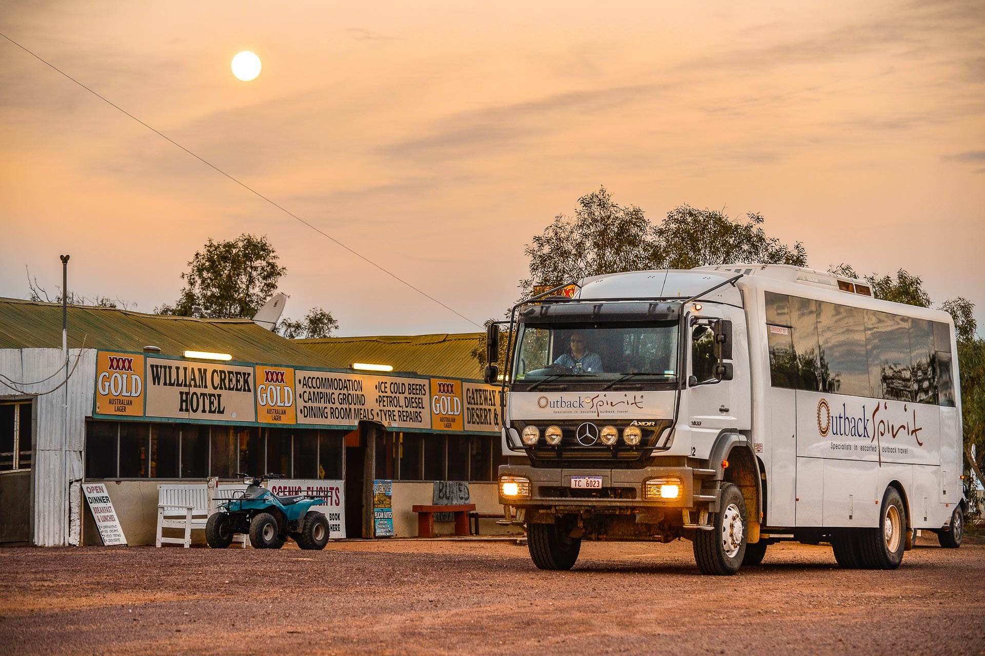 central australia bus tours