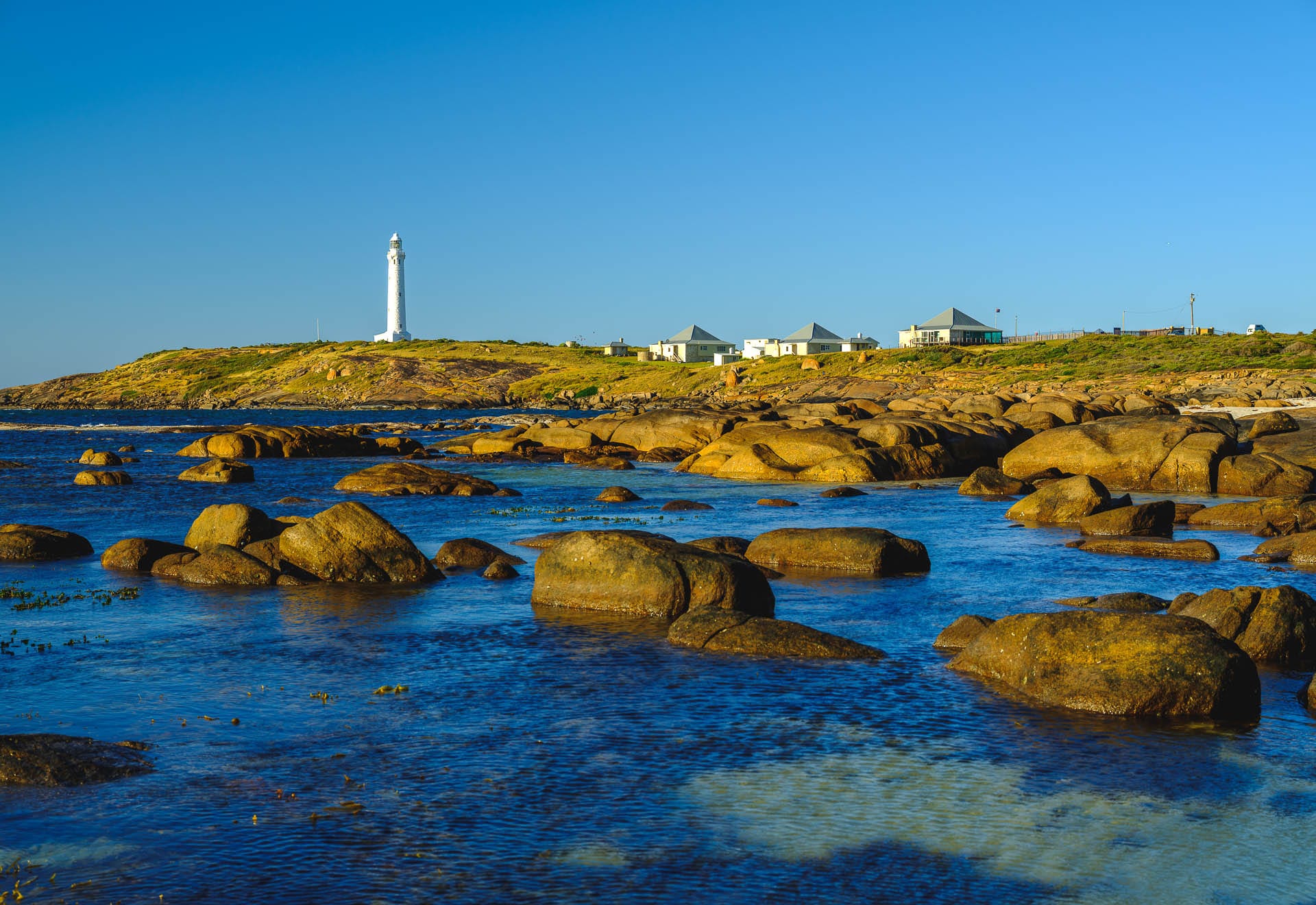 outback spirit tours western australia